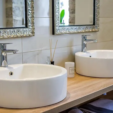 Emporio Boutique Gasthuis 4*